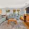 106 Olive Way