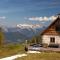 Hike & Ski-in Ski-out Mountain View Apartment for Family & Friends