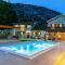 Holiday home in Drivenik 39096