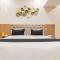 Super Townhouse Oak PTC Indore Junction