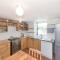 The Weaver Relaxed Coastal Living in Arniston