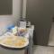 Camera con bagno