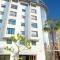Goldstar Apartments & Suites