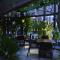 1825 Gallery Hotel