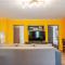 Lee house, WI-FI,FREE PARKING, HOT TUBE