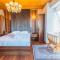 Poison Garden Suite & SPA