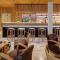 Nells Park Hotel