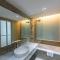 Naki Suites @ Silvertown