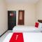 RedDoorz @ Wiyung 2