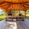 Siar The Small Villa by PikHost