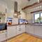 2 Bed in Lynton oc-cransb