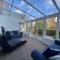 Bracknell Contemporary Stylish 3 bedroom in