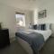 Bracknell Contemporary Stylish 3 bedroom in