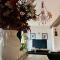 2 Bed Duplex Penthouse Apartment by Mathew Street Sleeps 6