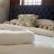 2 Bed Duplex Penthouse Apartment by Mathew Street Sleeps 6