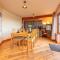 Silverwood Stylish House - Pass the Keys