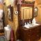 The Queen, A Victorian Bed & Breakfast