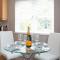 Beech Lodge Apartments, 2 Bed Apts close to Headington Hospitals