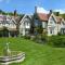 Lisle Combe