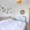 Velipoja Beach Apartment by PikHost
