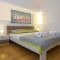 Summer Breeze Pool Apartments