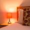 Panoramic Sea-View Family Appartment , Free Parking, Sleeps 6 , Walk to Beach, Station, & Town