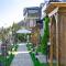 Poison Garden Suite & SPA