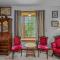 Blue Badger Cottage -Wifi, Fire Pit, Fireplace, Screen Porch, Game Room, King Bed, Grill