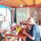Three Ken Homestay & Cafe