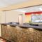 Super 8 by Wyndham Jacksonville