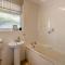 3 Bed in Carnforth oc-sz425
