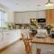 2 Bed in Gilwern oc-o27004