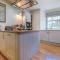 3 Bed in Swanage oc-wy557