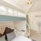 2 Bed in Torquay oc-w28110