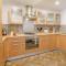 2 Bed in Bakewell 46032