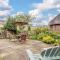 2 Bed in Bakewell 46032