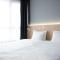 Olivia Rooms