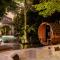 Hana Lodge