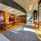 Hotel 527