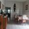 CASA com ACOMODAÇÃO para 6 PESSOAS