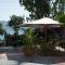 Roditses Beach Sea Front Apartments - Samos