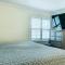 7 D, One Bedroom Condo