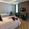 La Seine Boutique Hotel