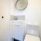 Stylish Bakewell apartment -walk to cafes and river