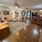 7 Mi to Downtown Morganton Cabin with Fire Pit!