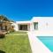 Nature Retreat Green Oasis Villa with Private Pool & Rooftop Hot Tub