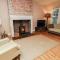 Armstrong Cottages No6