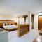 Cakra Kembang Hotel