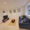 Ideal Lodgings in Radcliffe