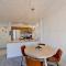 Town Plaza 427